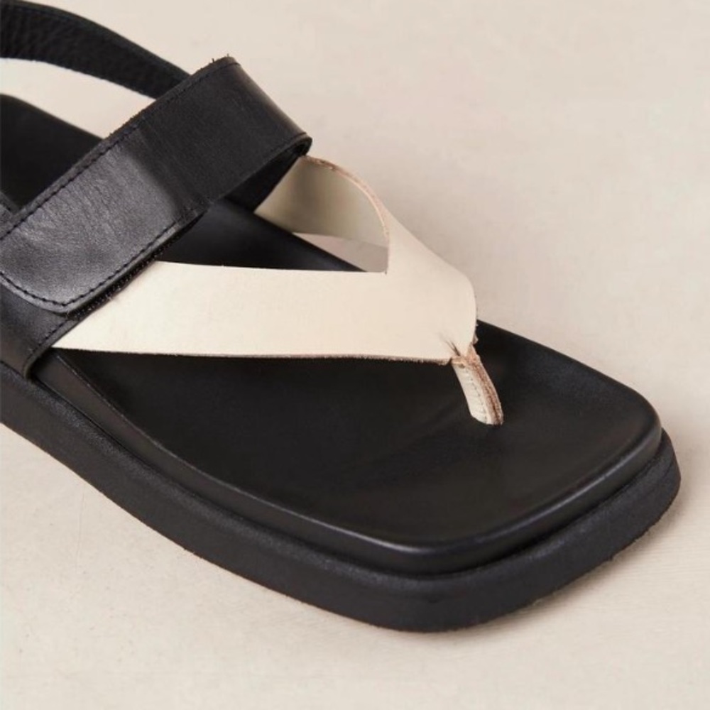 ALOHAS Decade Bicolor Square Toe Sandals Shoes Womens 36 Size 6 Black Ivory Nude